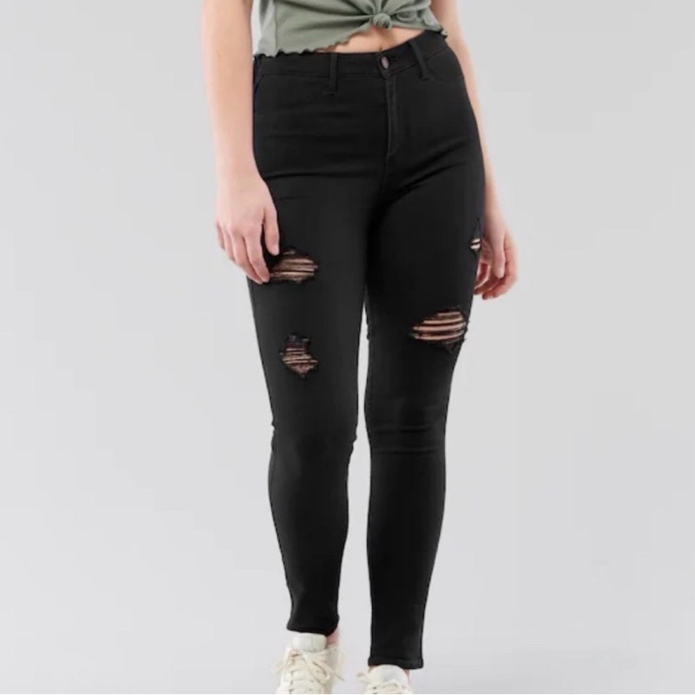 NWT Hollister Curvy High-Rise Jean Legging Distressed‎ Jeans Black - 25